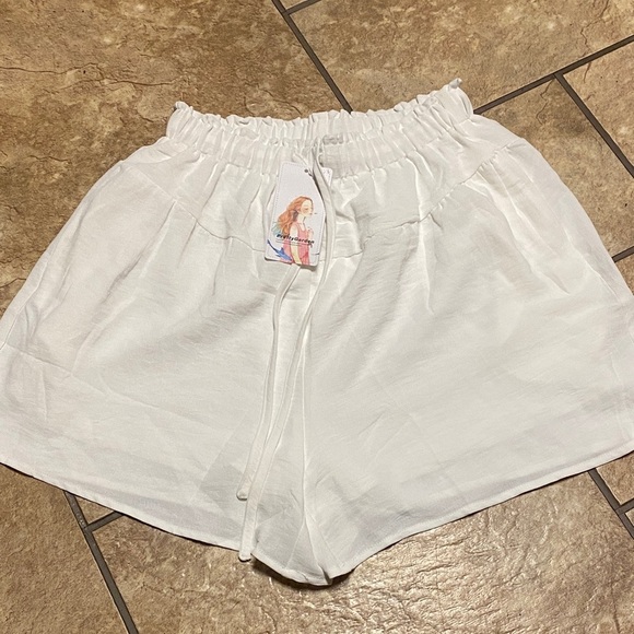 PrettyGarden Pants - Women's White Athletic Wide Leg Shorts NWT Summer Athleisure Lightweight